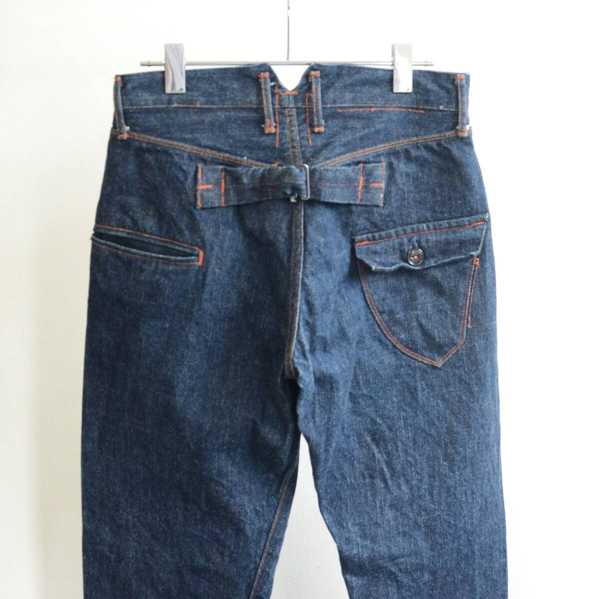 美品 KATO セルビッチ デニムパンツ バックルバック size W30拍卖