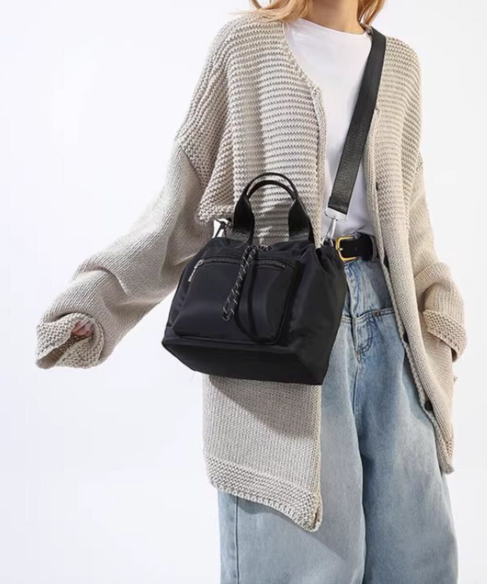 ショルダーバッグ 巾着トート 2way 肩掛け ナイロン ポシェット ハンドバッグ ブラック拍卖