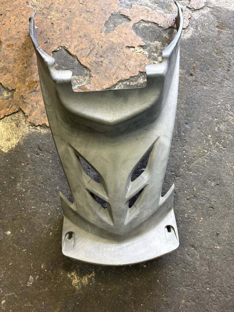 ヤマハ YAMAHA シグナスX 2型 台湾 シート下カウル A60拍卖