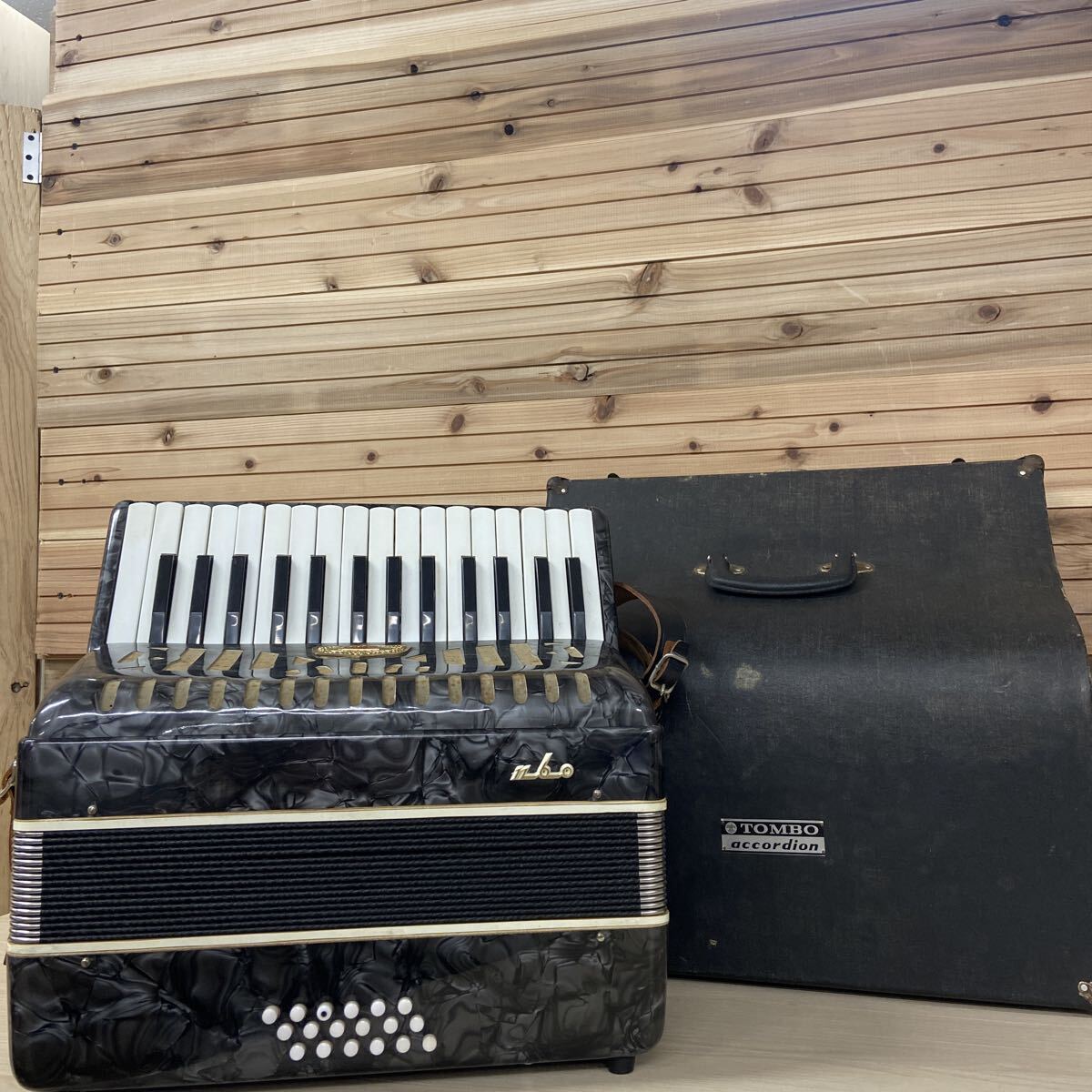 9 EN TOMBO トンボ アコーディオン No.181 STEEL REEDS 30鍵盤 ブルー 専用ケース付 音出OK | 鍵盤楽器 楽器 現状品 保管品拍卖