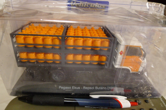 サルバット スペイン向け Pegaso Ekus”Repsol Bucano” 未輸入拍卖