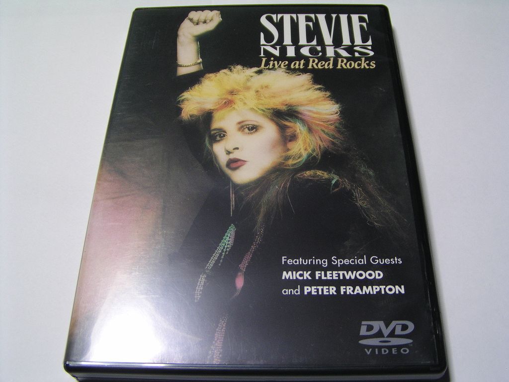★Stevie Nicks スティーヴィー・ニックス Live at Red Rocks 国内版DVD中古品★DVD4枚までクリックポスト185円拍卖