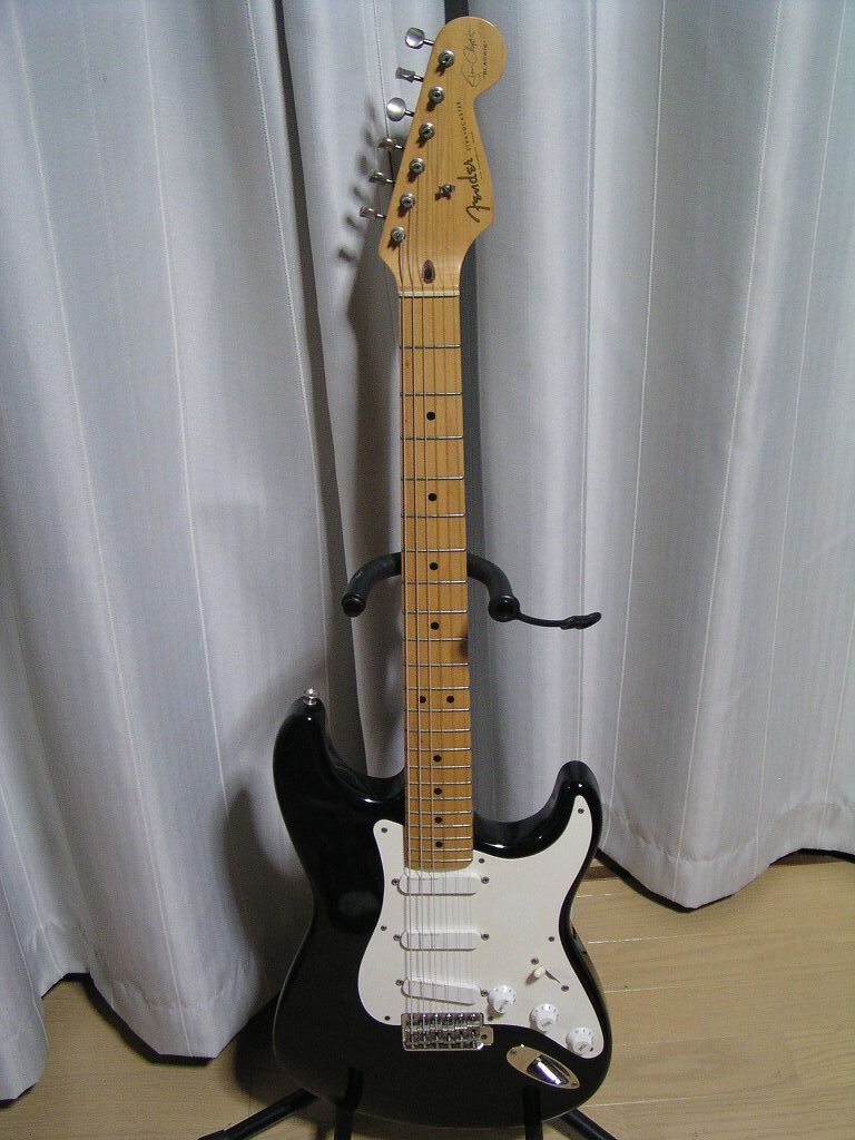 ★エリッククラプトン・モデル Eric Clapton Fender USA フェンダー ストラトキャスター レースセンサー搭載 ケース付中古品 拍卖