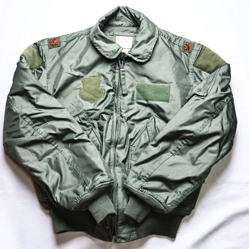 極美品 CWU-45/P 米軍実物 フライトジャケット MEDIUM 返品可拍卖
