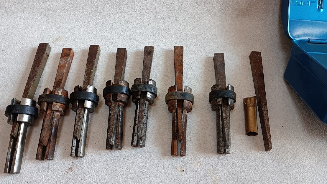 セリ矢 18mm 7本 工具BOX付き拍卖