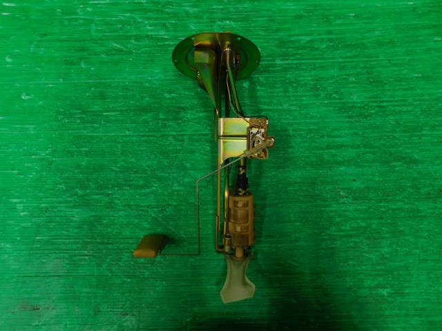 グロリア E-Y33 フューエルポンプ グランツーリスモ VG20E KH3 A7042-4P066拍卖