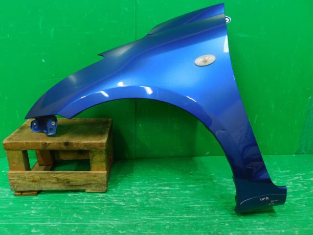 スイフト DBA-ZC72S 左Fフェンダー XG K12B ZRZ 57711-61P00拍卖