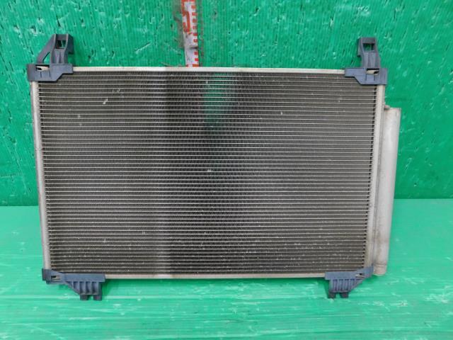 ポルテ DBA-NSP140 コンデンサー X 1NR-FE 070 88460-52130拍卖