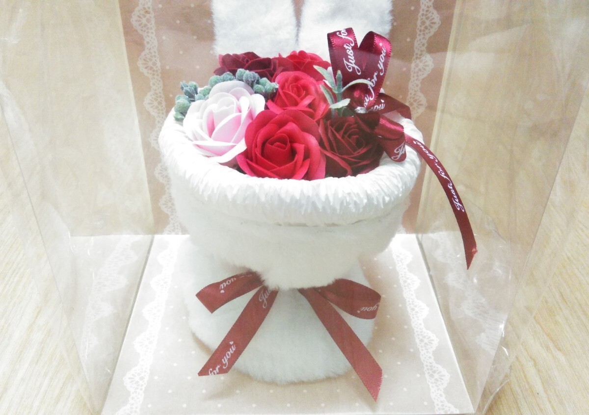 【新品・未使用品】フレグランス ソープフラワー ファーラビットスタンドブーケ拍卖