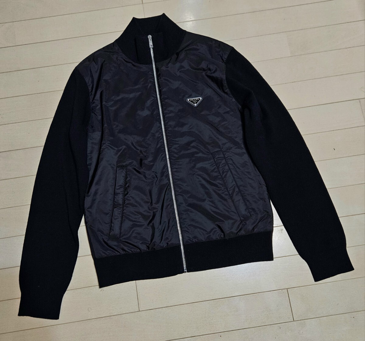 断捨離一円出品♪美品正規品PRADA ナイロン切り替えウールジップブルゾン拍卖