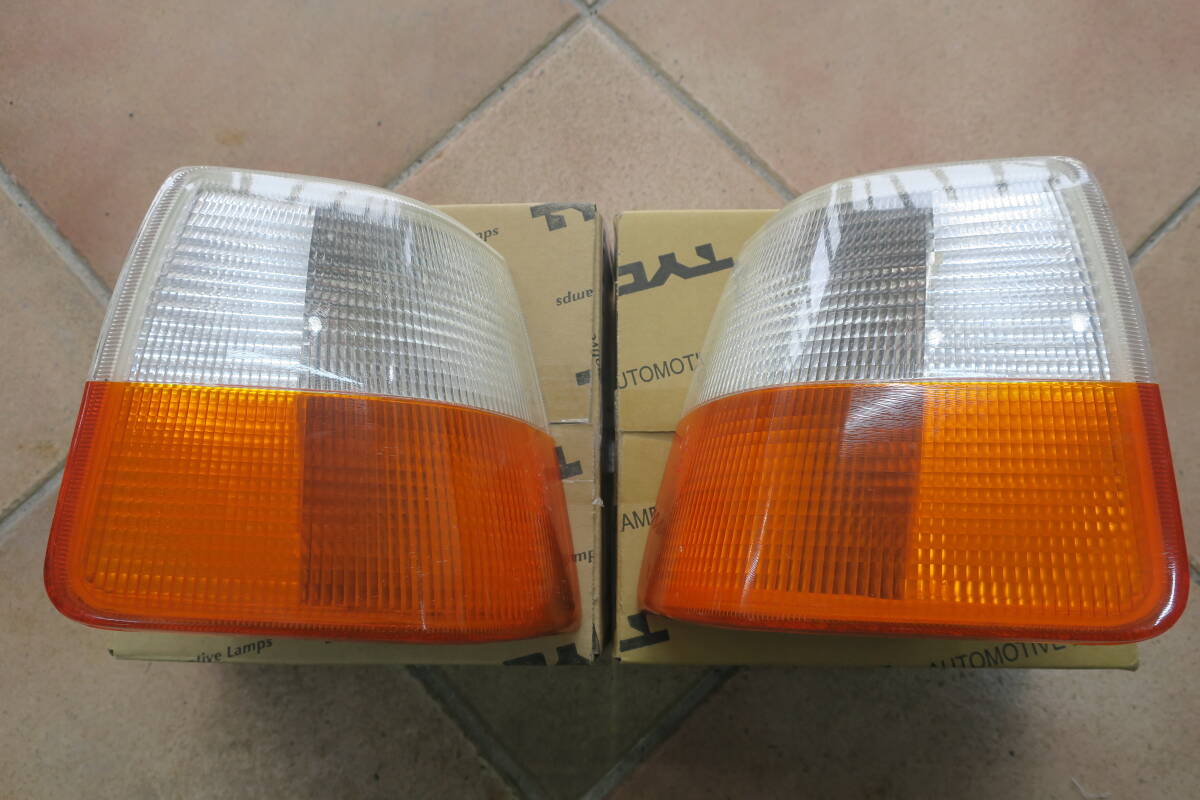 VOLVO 940 フロントコーナーランプ 左右セット ボルボ ウィンカー サイドマーカー拍卖