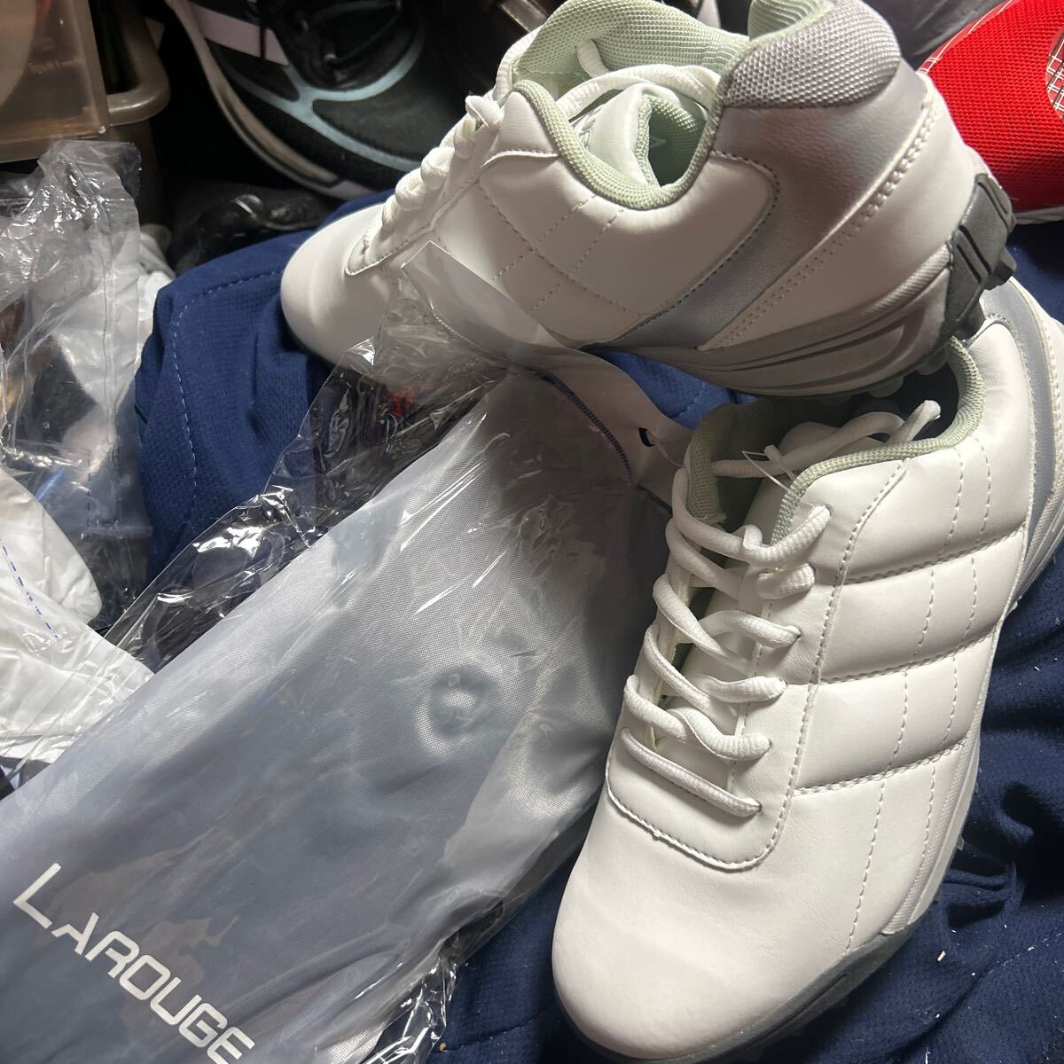 新品激安!軽量!防水!LAROUGE スパイクレスゴルフシューズ25.5〜26.0㎝定価5980円 送料600円 シューズ袋付き拍卖