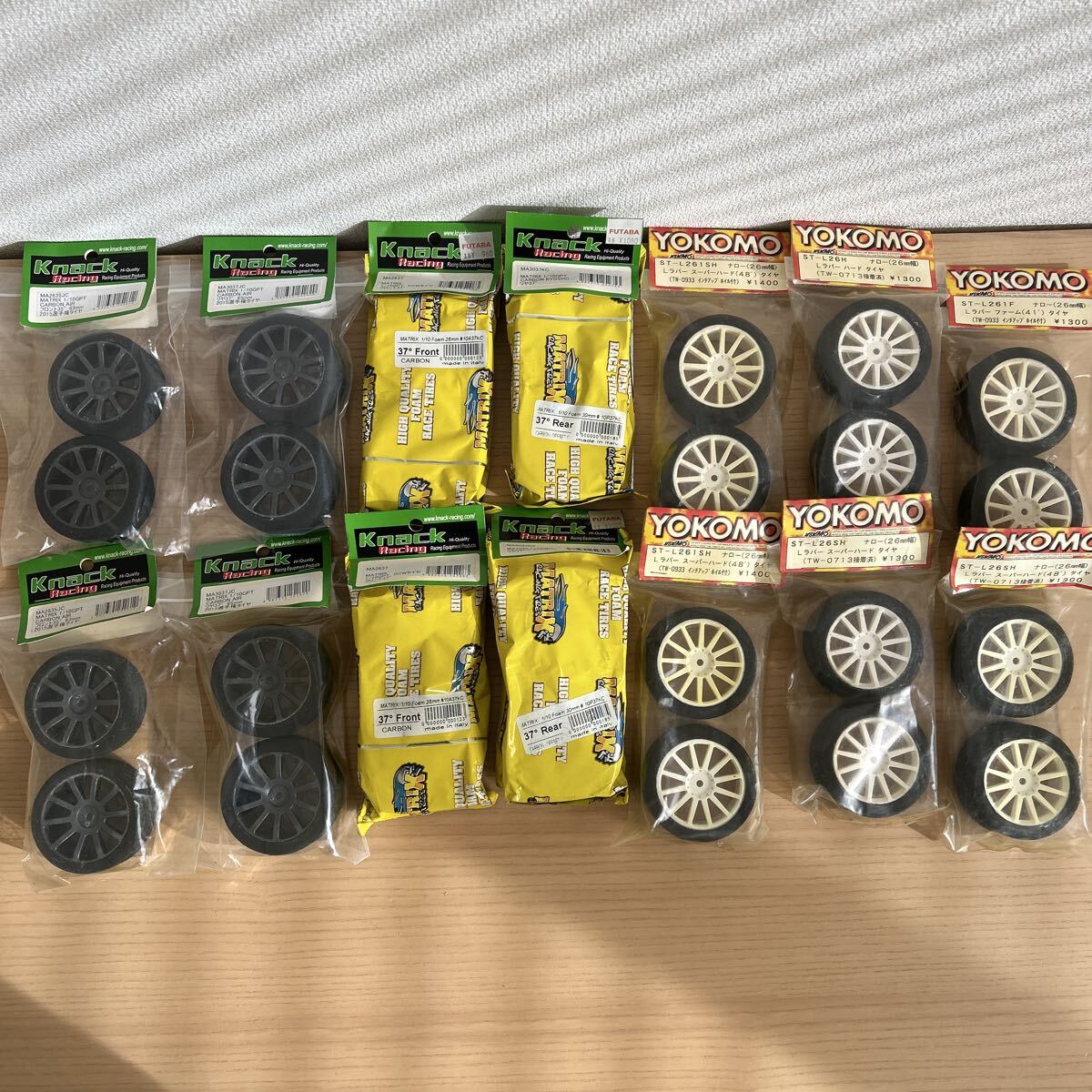 スポンジタイヤ ナック Knack ヨコモ 新品未使用 14セット ホイール付 ラジコン 格安 貴重 最終 ホイール拍卖