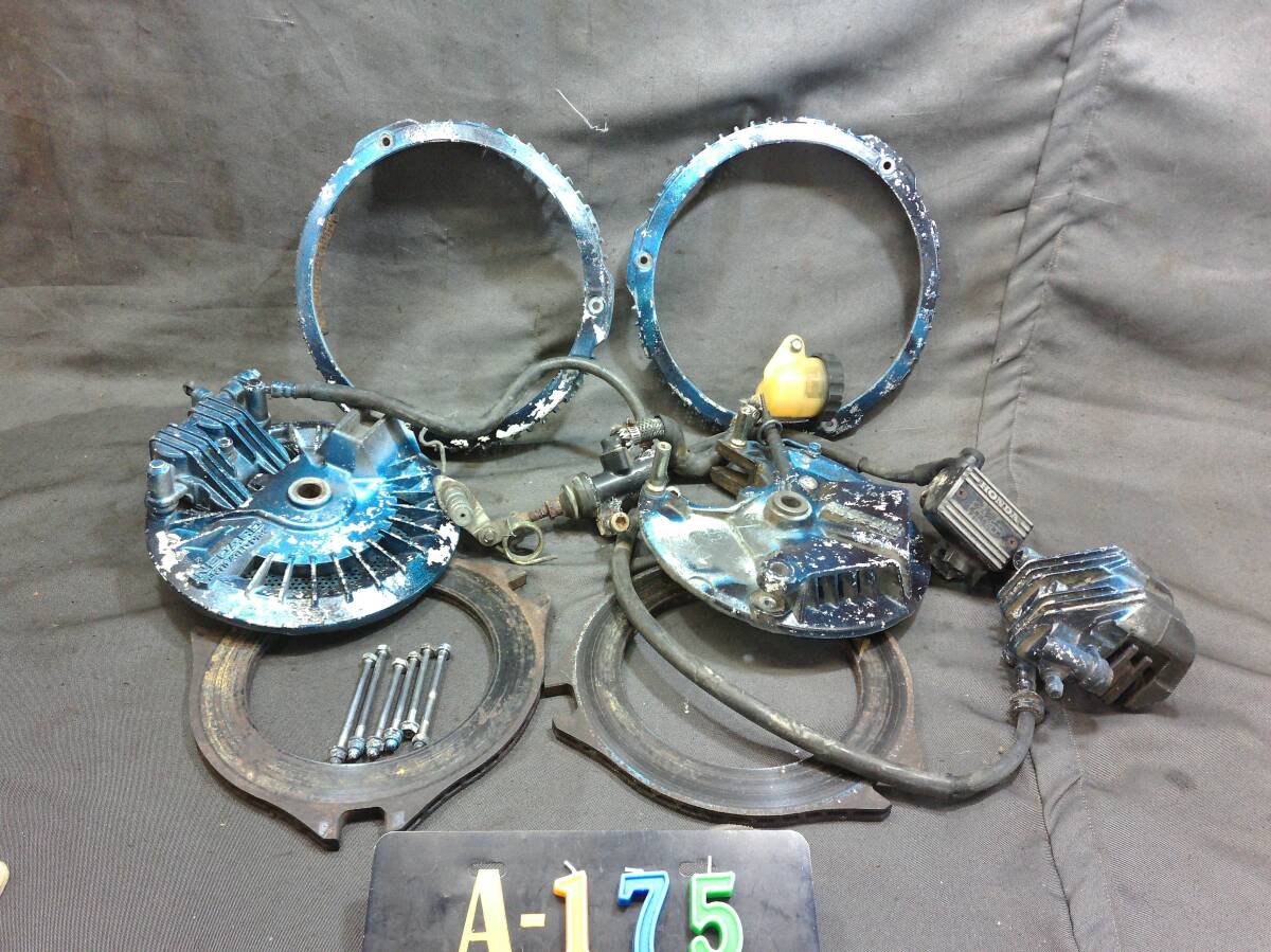 当時物のCBX400Fのインボード 前後セット マスター&キャリパーとデスクローター 付き色塗り cbx400f拍卖