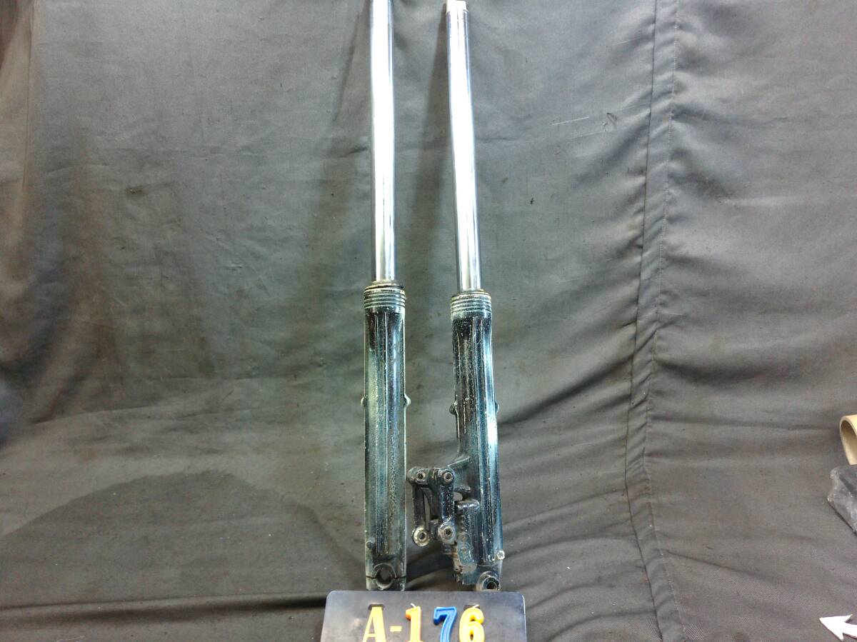 当時物のCBX400Fのフロントフォーク左右セット 色塗り cbx400f拍卖