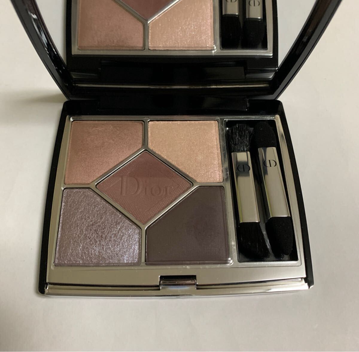 ディオール サンククルールクチュール 769 アイシャドウ拍卖