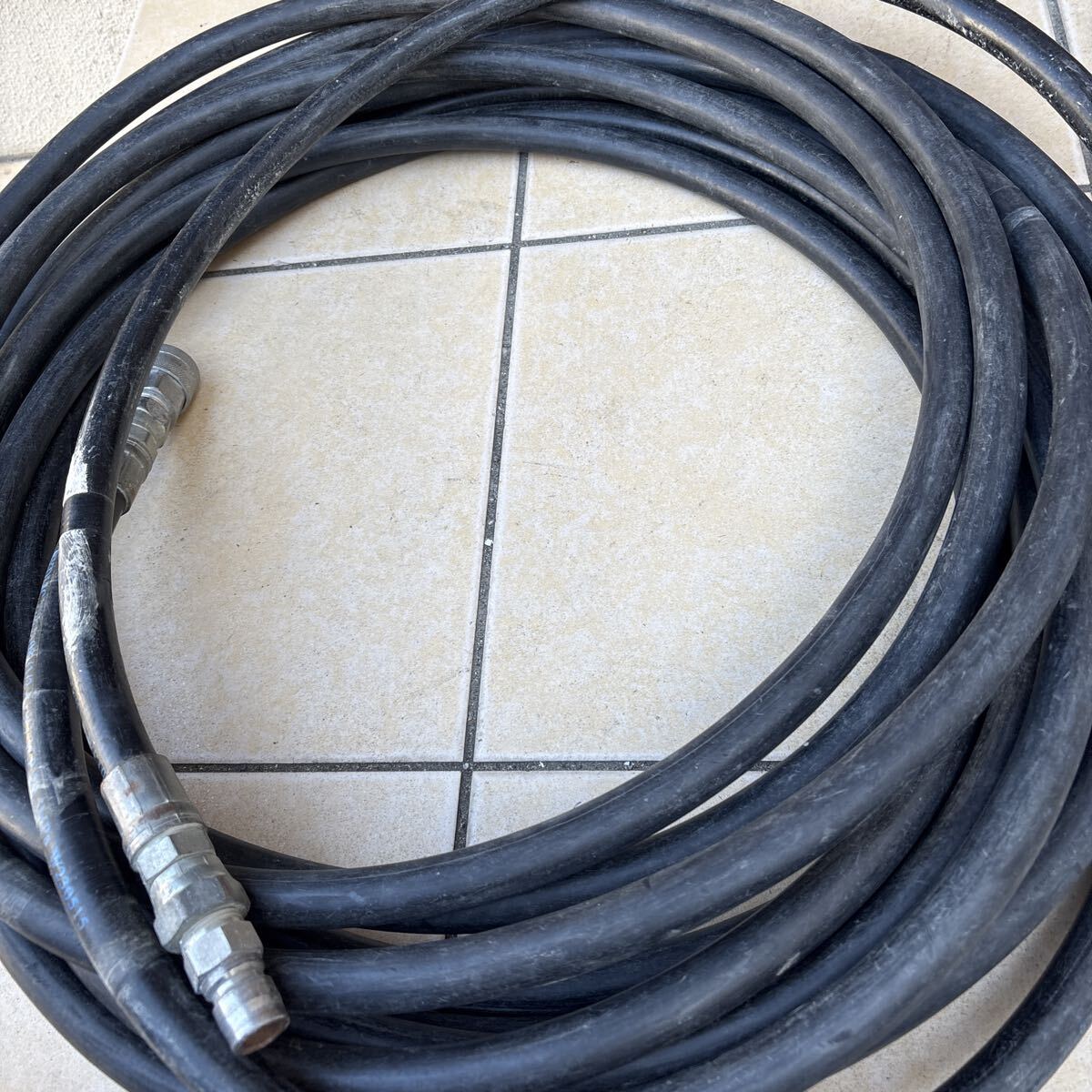 高圧ホース 20メートル 4分サイズ 中古ル13拍卖
