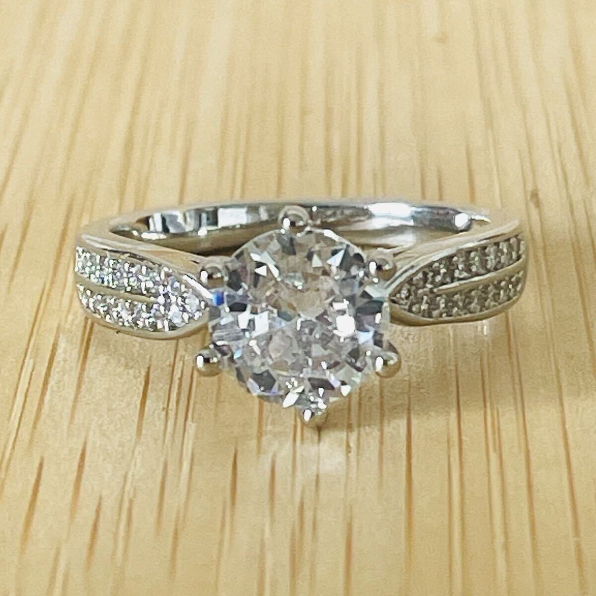 【シンプルなリングダイヤモンド?】昭和リング ヴィンテージ アンティーク サイズ14号拍卖