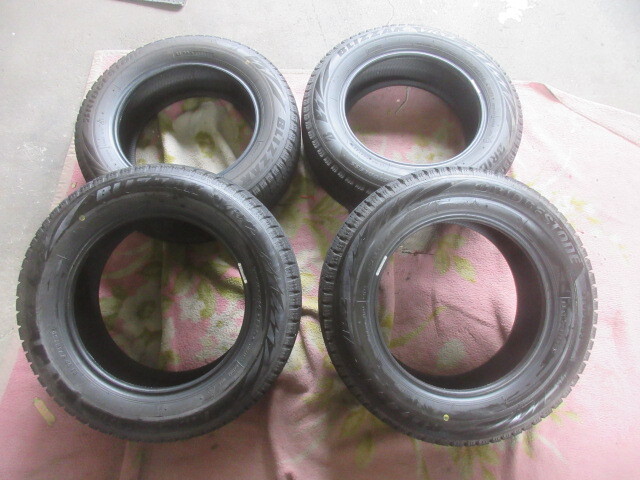 ★R7Y377 ブリヂストンスタッドレス14インチ 175/65/R14 23年製 ブリザックVRX2拍卖