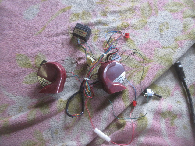 ★R7Y391 ミツバ製 アリーナホーンⅢ 作動確認済 難あり 修理やストック等に拍卖