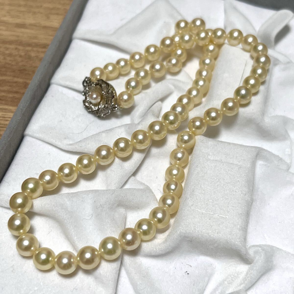 照り最強!! ナチュラル ゴールド アコヤ真珠 6.5-7.0mm 42cm ネックレス 本真珠 アクセサリー SILVER pearl あこや パール拍卖