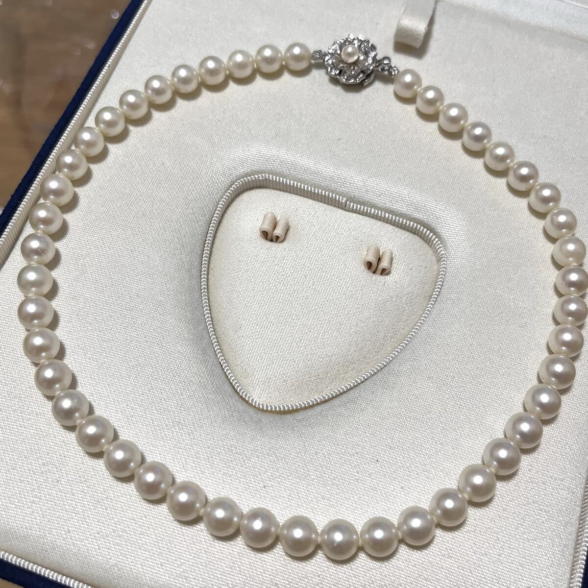 照り強 ホワイト系 アコヤ真珠 8.0-8,5mm 42cm ホワイト ネックレス 本真珠 アクセサリー SILVER pearl あこや パール拍卖