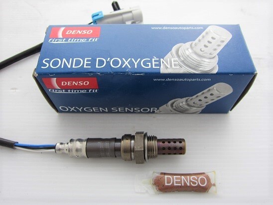 DENSO♪00~02 シボレー アストロ サファリ O2センサー (コネクター形状確認要)拍卖