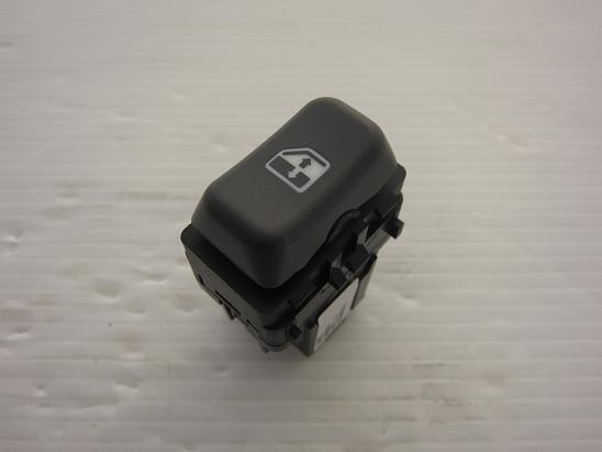 GM純正♪01~02 エクスプレス サバナ パワーウインドウスイッチ 右フロント拍卖