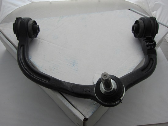 MOOG♪04~05 ナビゲーター エクスペディション アッパーアーム 右フロント拍卖