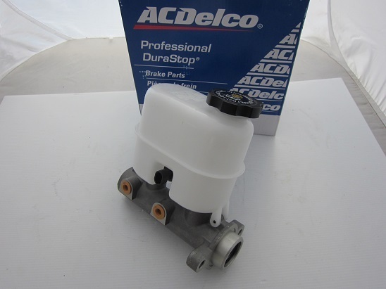ACデルコ♪00~02 タホ サバーバン ブレーキマスターシリンダー (ブレーキマスター) 適合確認要拍卖