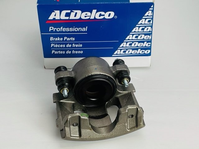 ACデルコGOLD♪ ジープ 91~06 ラングラー 91~01 チェロキー ブレーキキャリパー 右フロント拍卖