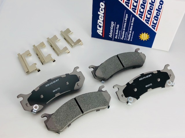 ACデルコ♪02~06 エスカレード 00~06 ユーコンデナリ ブレーキパッド フロント拍卖