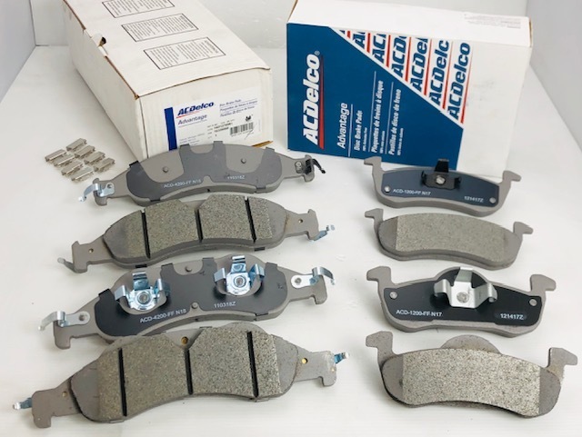 ACデルコ♪07~09 ナビゲーター エクスペディション ブレーキパッド (ブレーキパット) フロント リア セット 前後拍卖