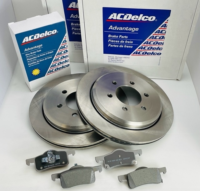 ACデルコ♪03~06 ナビゲーター エクスペディション ブレーキパッド ブレーキローター セット リア拍卖