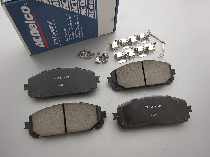 ACデルコ♪14~19 ジープ チェロキー ブレーキパッド フロント (Heavy Duty Brakes 仕様)拍卖