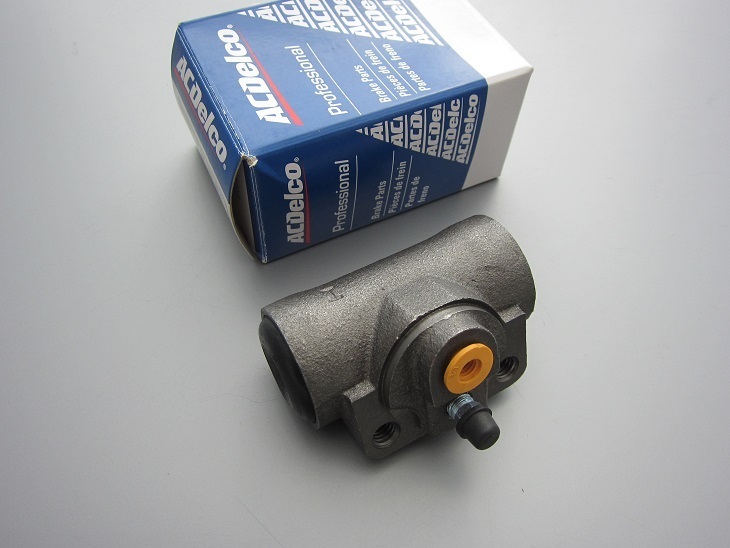 ACデルコPro♪96~02 エクスプレス サバナ リア ホイールシリンダー拍卖