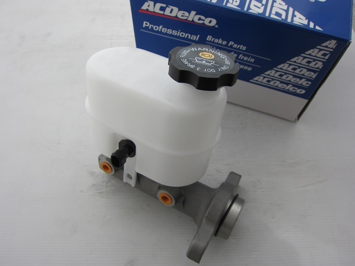 ACデルコ♪07~08 エスカレード タホ サバーバン アバランチ ユーコン ブレーキマスター (ブレーキマスターシリンダー)拍卖