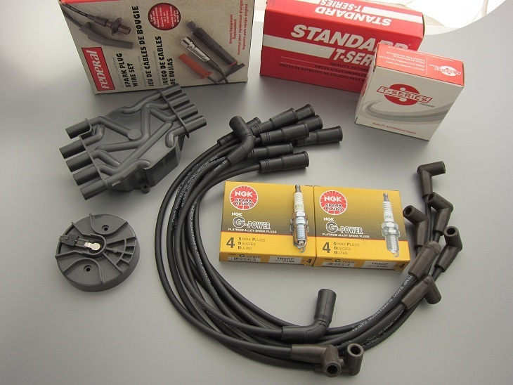 新品♪96~99 タホ サバーバン C1500 96~02 エクスプレス プラグ プラグコード デスビキャップ デスビローター 点火系セット拍卖