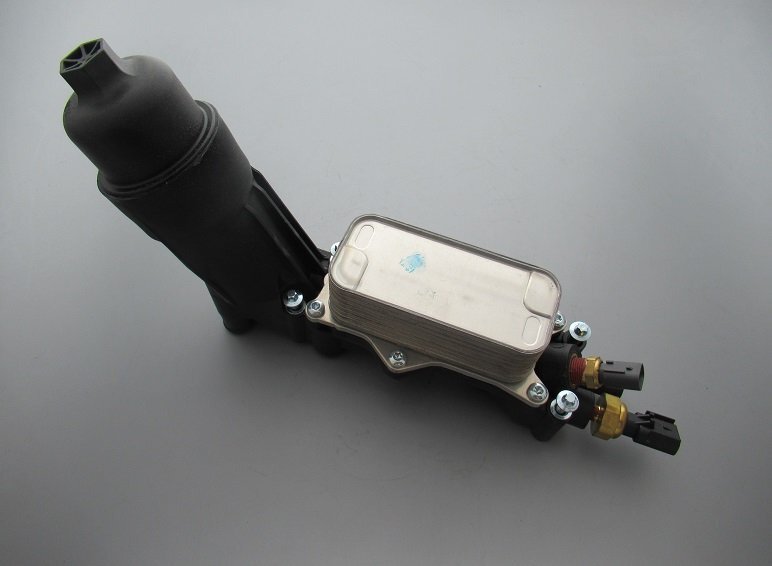 新品14~18 ラングラー クライスラー300 チャージャー チャレンジャー 14~15 グランドチェロキー 3,6 オイルフィルターハウジング拍卖