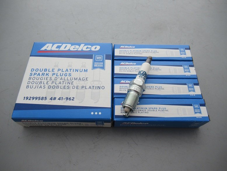 ACデルコ♪00~07~ シボレー タホ サバーバン ユーコン(デナリ) シルバラード スパークプラグ 8本セット拍卖