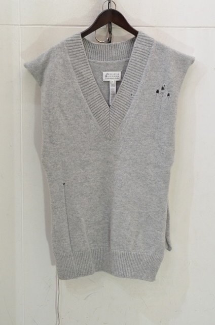 ■MAISON MARGIELA ニットベスト S51TH0072 S17486■マルタンマルジェラ ポンチョ拍卖