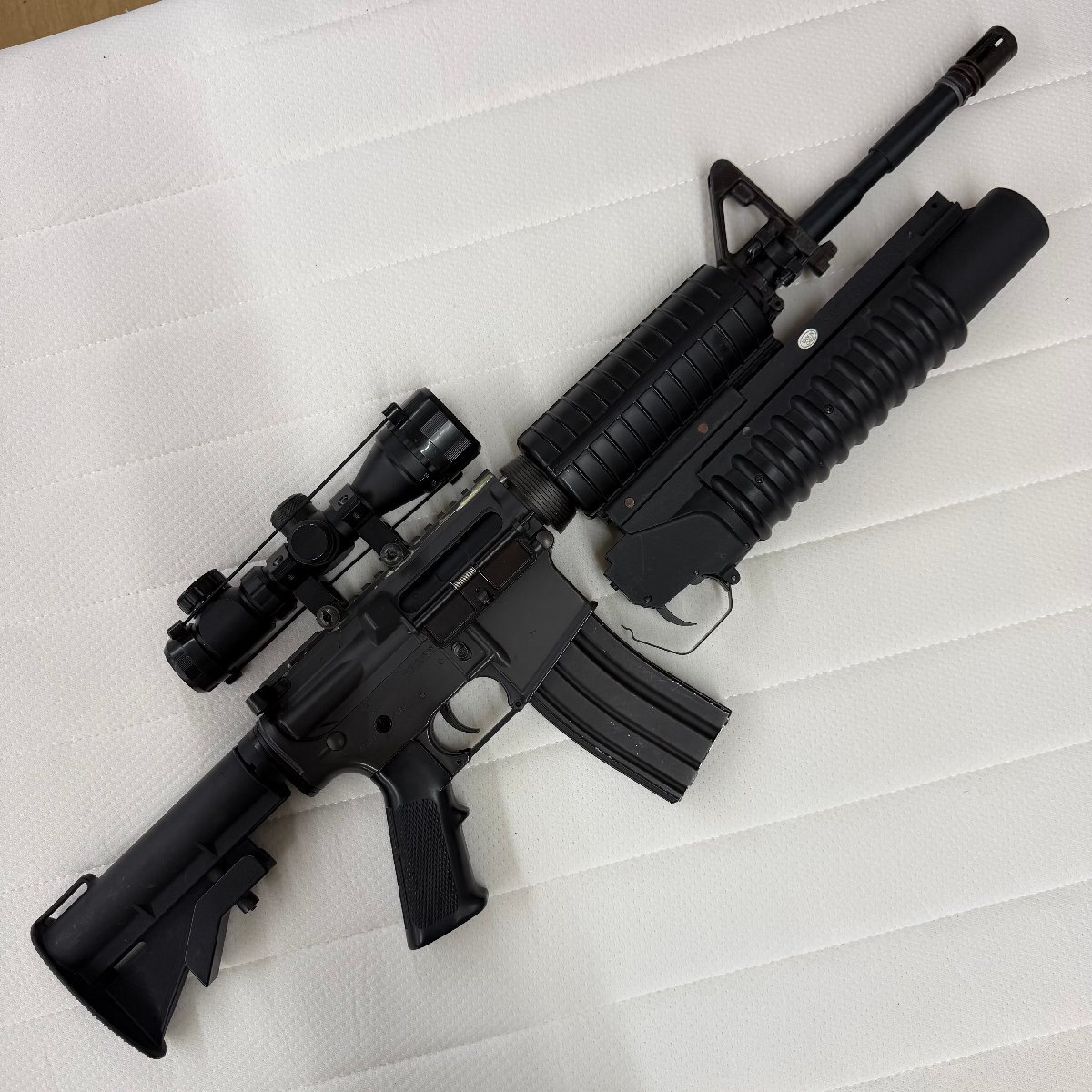 ◆A884 東京マルイ コルト M4A1 カービン スコープ グレポン付き バッテリーなし TOKYO MARUI拍卖