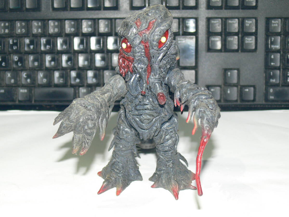 フィギュア アルティメットモンスターズ ヘドラ2004 ゴジラ怪獣拍卖