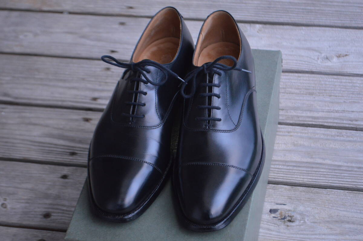 美品 CROCKETT&JONES TEMPLE 6.5E ブラック ストレートチップ拍卖