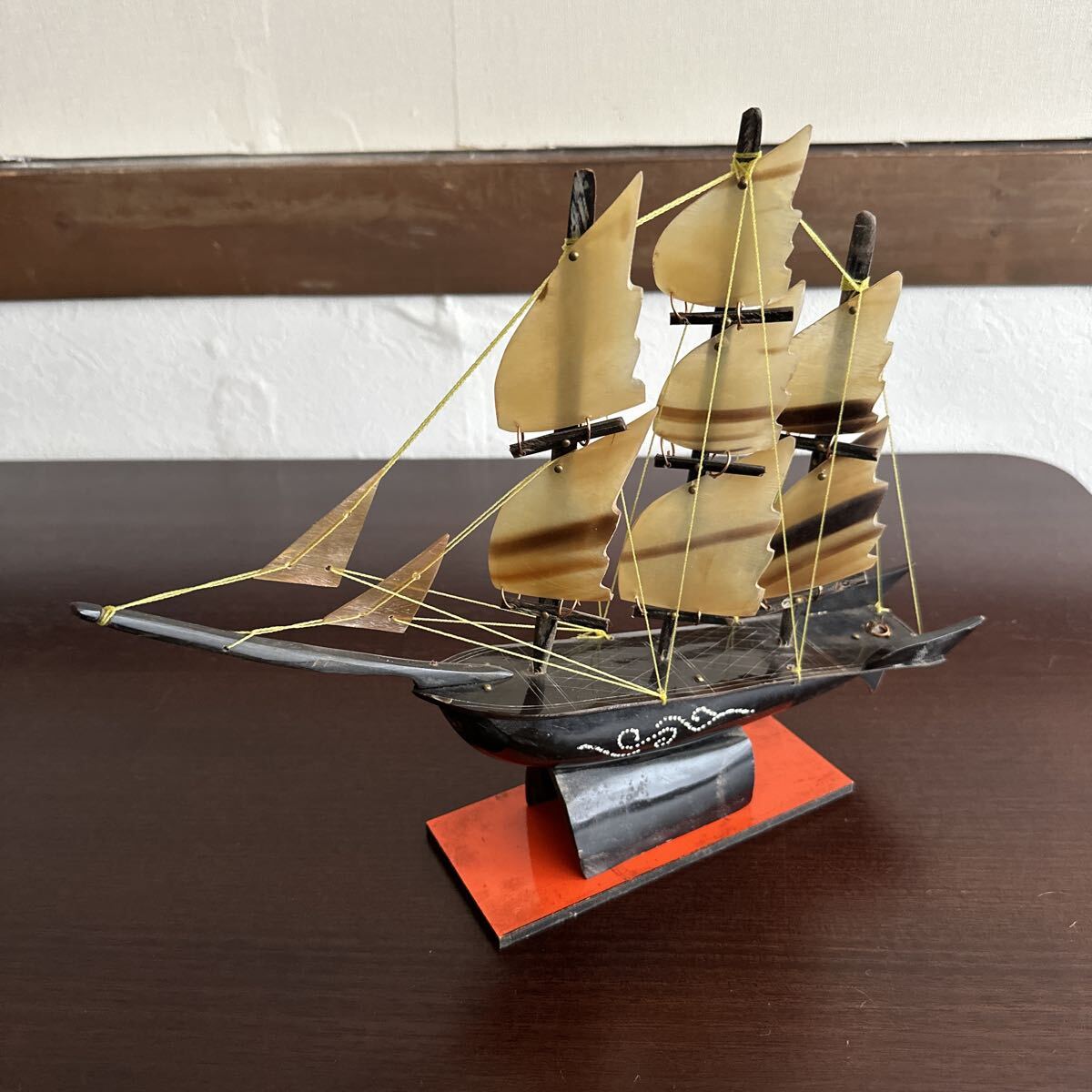 模型 帆船模型 アンティーク オブジェ インテリア 恐らく中国の水牛の角で出来たお土産だと思います拍卖