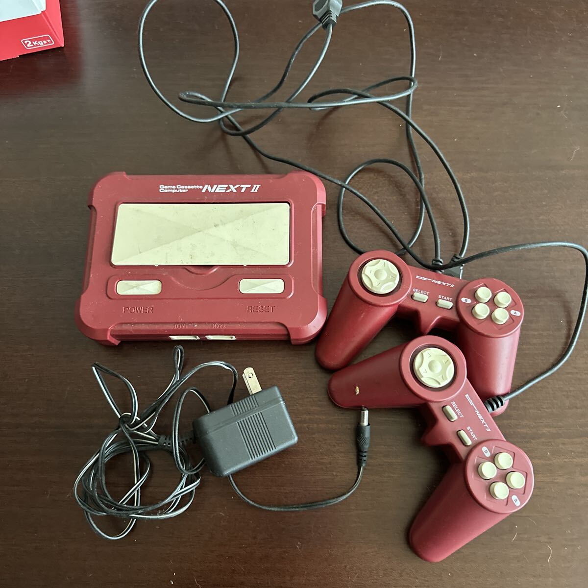 ジャンク 通電のみ ファミコンの互換機です アダプターつき NEXT II拍卖