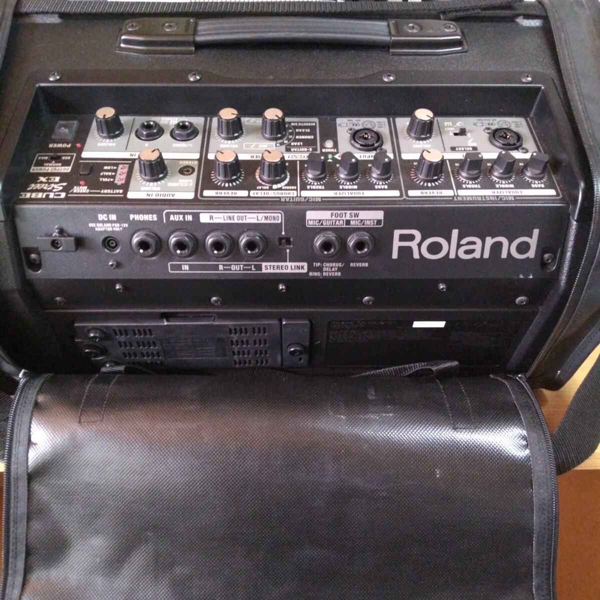 Roland CUBE streetEX拍卖