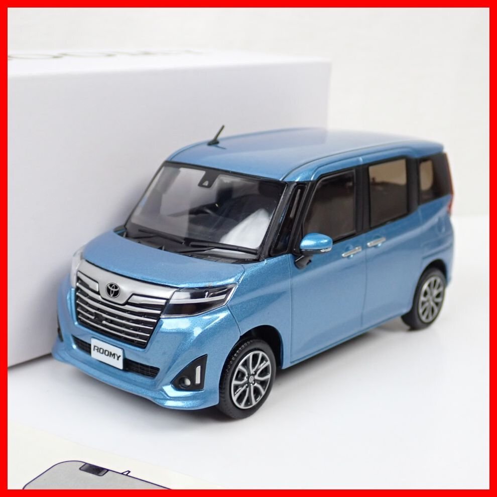 ★未使用 TOYOTA/トヨタ 1/30ミニカー ルーミー/B67/外箱付き/非売品/店頭展示用/色見本/カラーサンプル&1974100121拍卖
