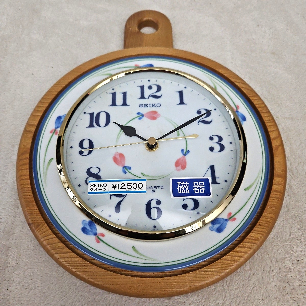 【未使用】デットストック SEIKO セイコー 壁掛け時計 掛け時計 動作確認の為1度だけ通電 動作OK 昭和レトロ 磁器 インテリア拍卖