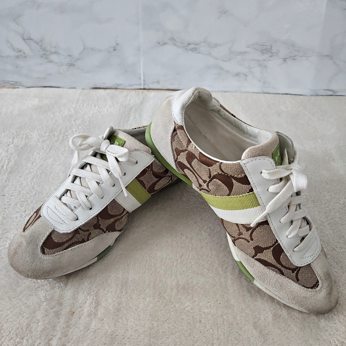 【現状品】COACH コーチ ローカットスニーカー スニーカー 靴 サイズ8M 傷汚れ劣化状態悪いです拍卖